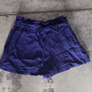 Linen shorts
